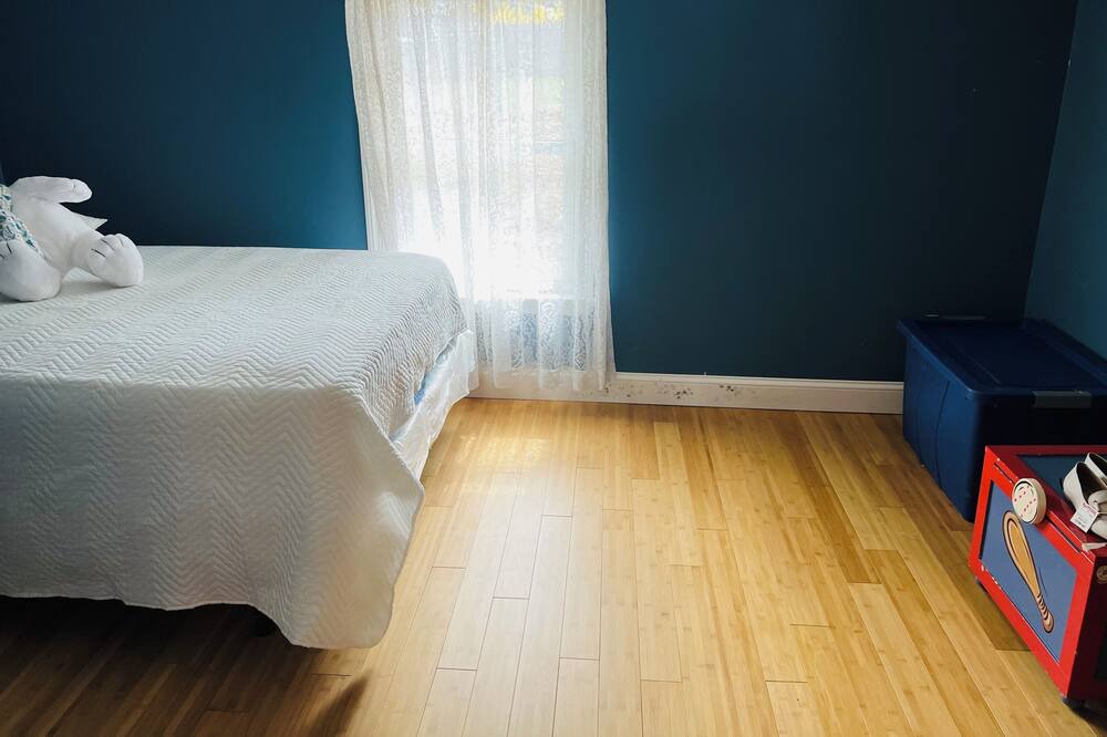 Photo of Bedroom in Plymouth