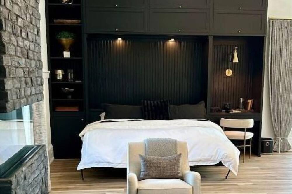 Photo of Bedroom in The Plains