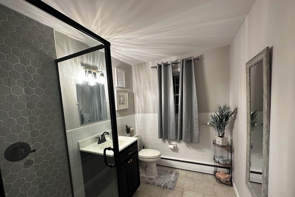 Photo of Bathroom in Annapolis