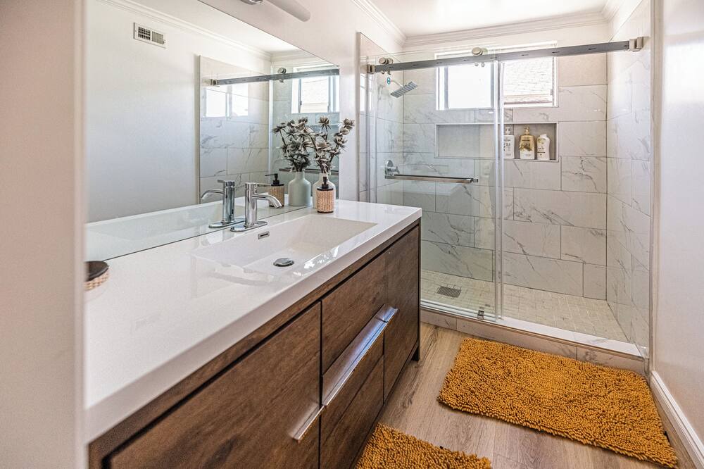 Photo of Bathroom in Buena Park