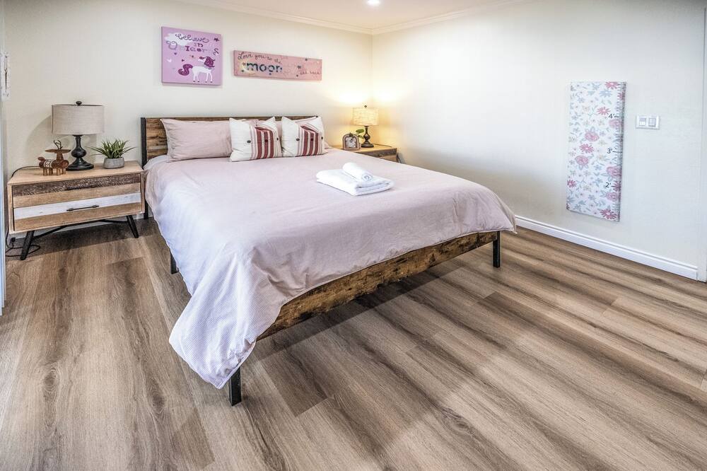 Photo of Bedroom in Buena Park