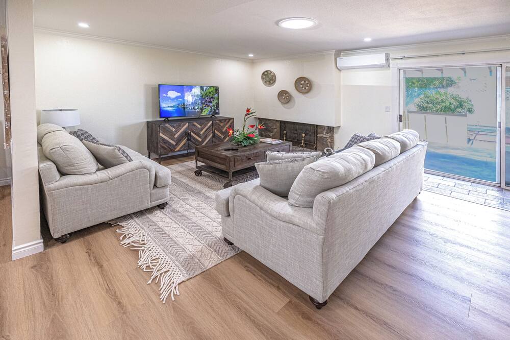Photo of Livingroom in Buena Park
