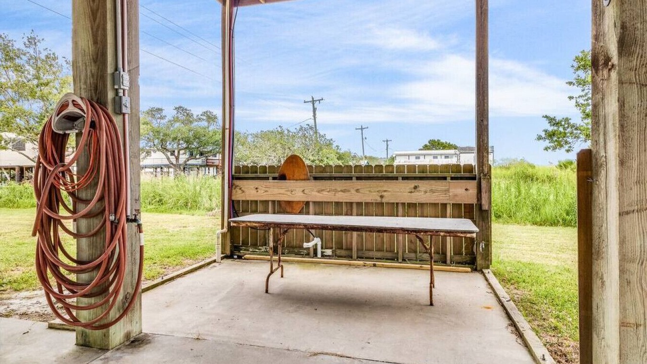 Photo of Outdoor in Cypremort Point