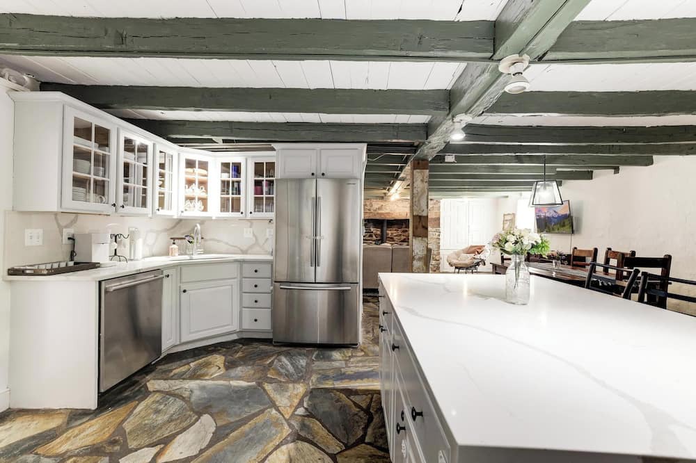 Photo of Kitchen in Round Hill