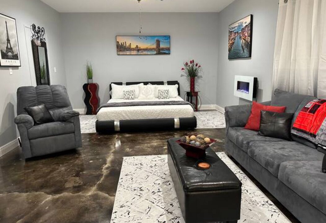 Photo of Livingroom in Gulf Hills