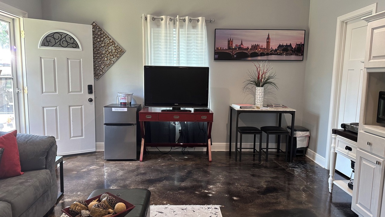 Photo of Livingroom in Gulf Hills