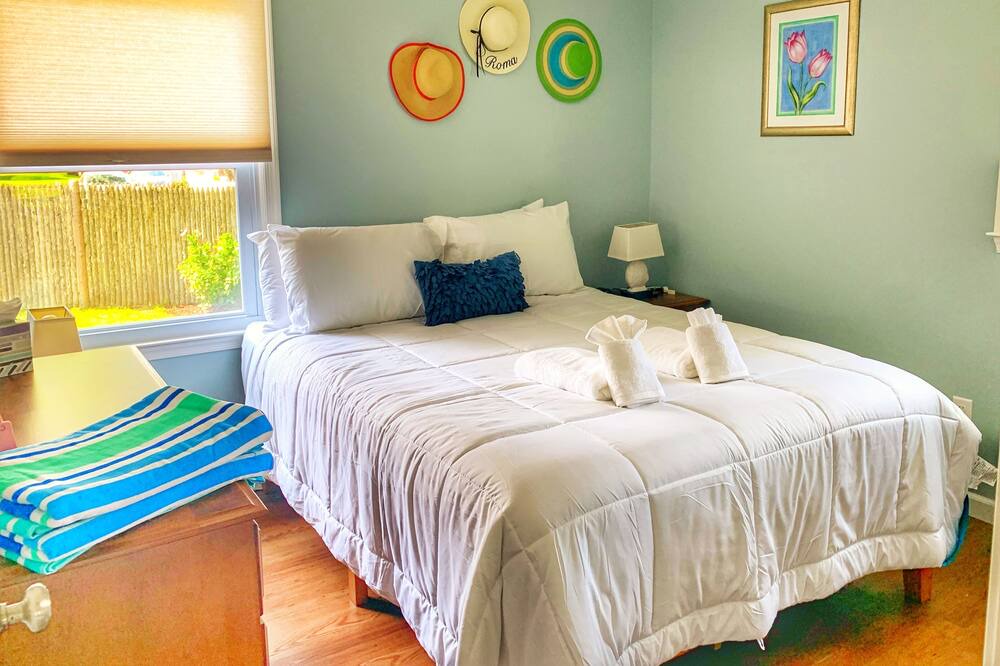 Photo of Bedroom in Teaticket
