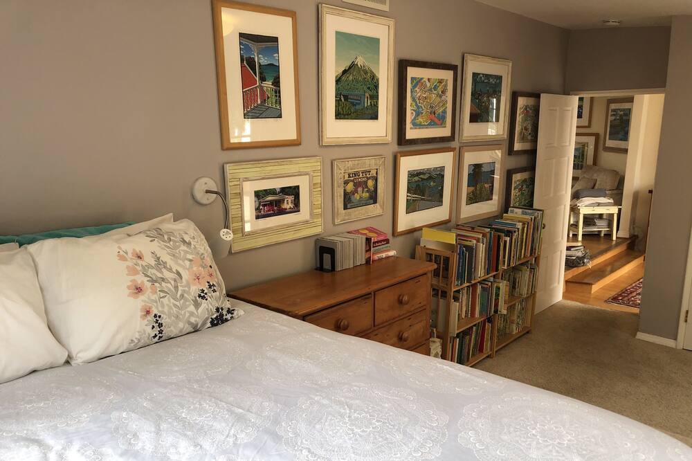Photo of Bedroom in Sunset Park