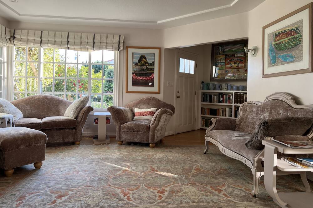 Photo of Livingroom in Sunset Park