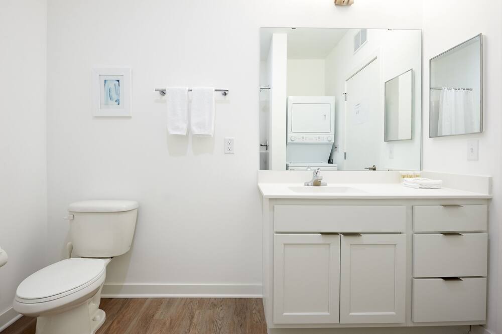 Photo of Bathroom in Whittier