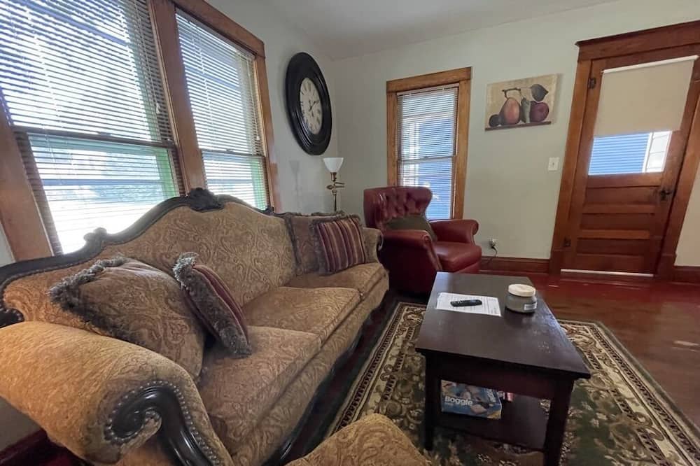 Photo of Livingroom in Pella