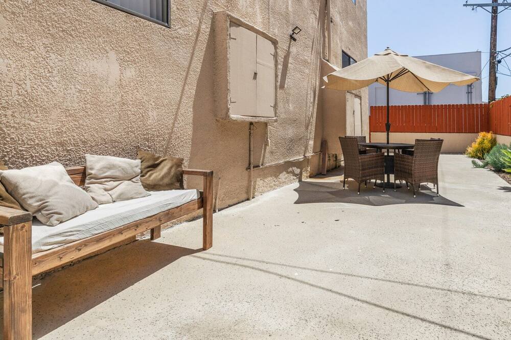 Photo of Patio Balcony in Beverly Grove