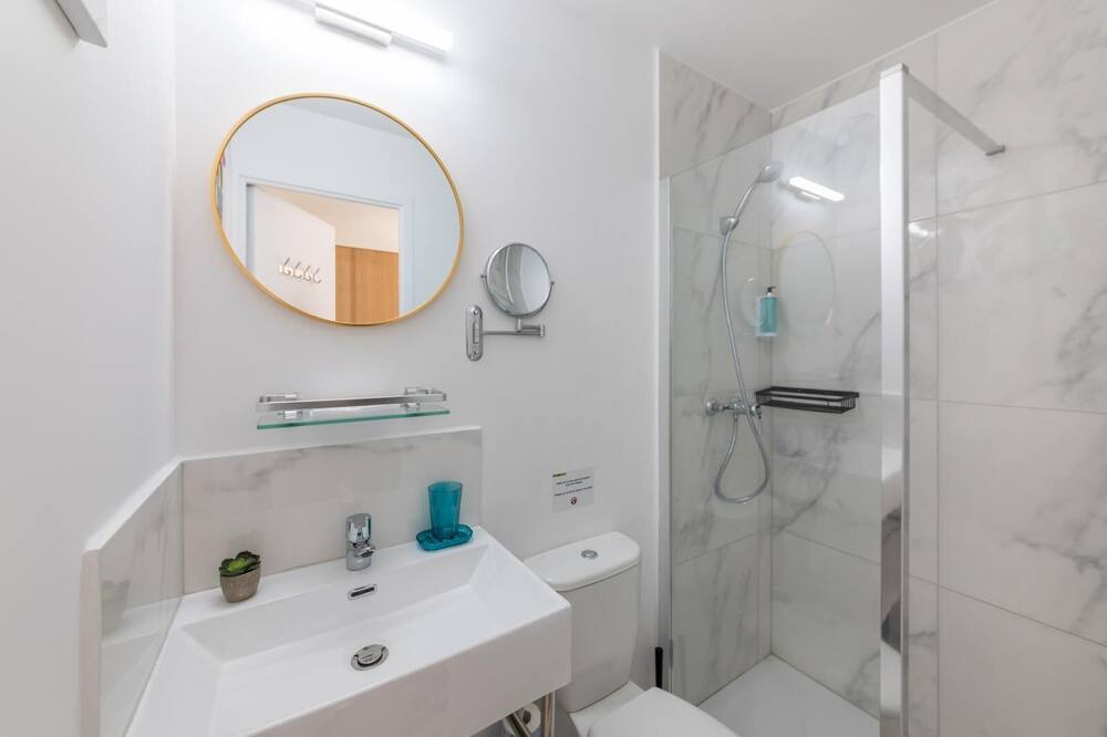 Photo of Bathroom in 15th Arrondissement