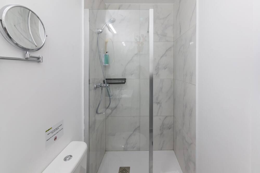 Photo of Bathroom in 15th Arrondissement