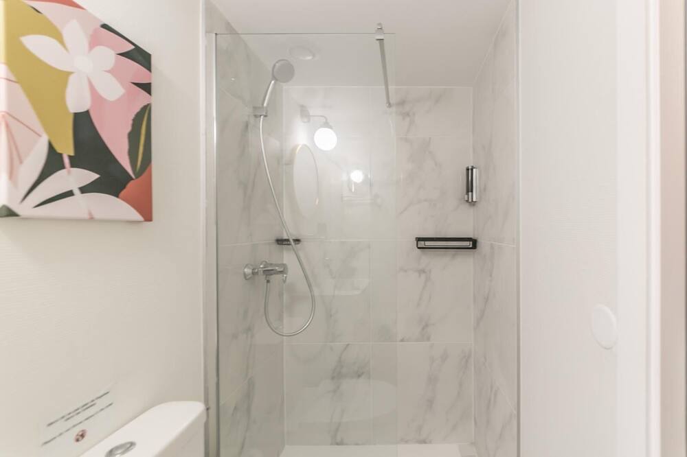 Photo of Bathroom in Passy