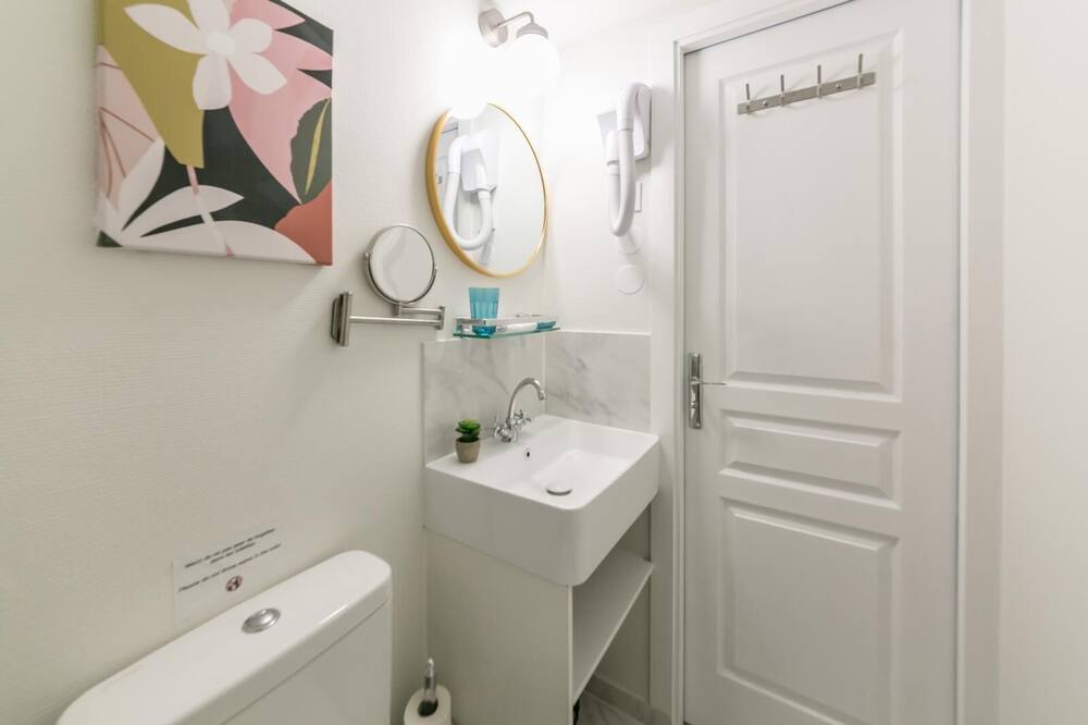 Photo of Bathroom in Passy