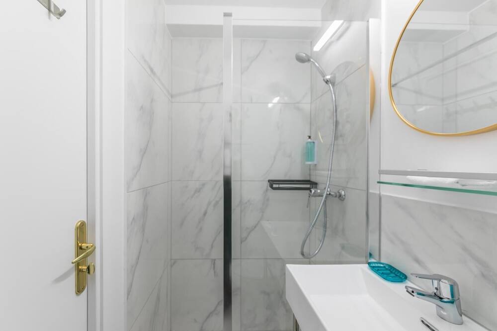 Photo of Bathroom in 15th Arrondissement