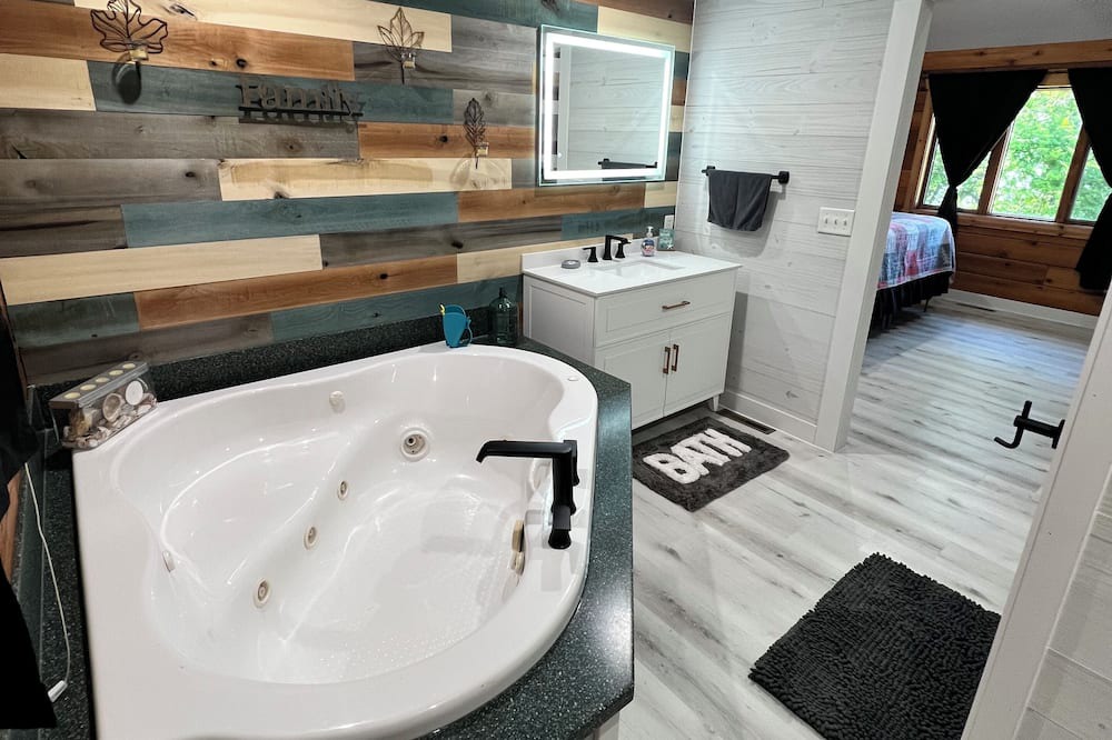 Photo of Bathroom in Pelican Rapids