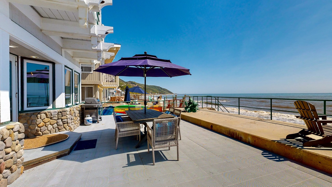 Photo of Outdoor in Faria Beach