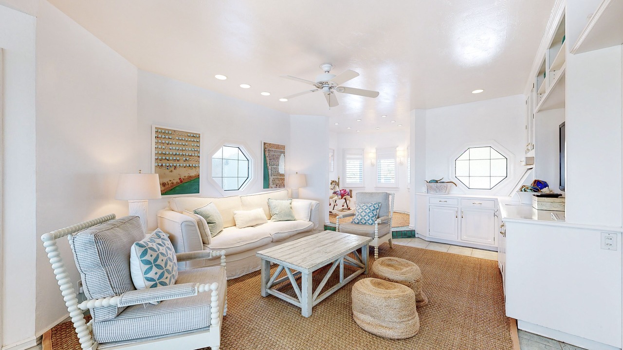 Photo of Livingroom in Faria Beach
