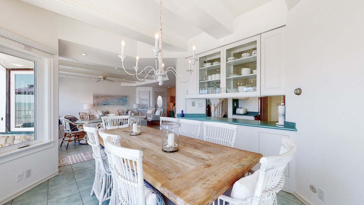 Photo of Kitchen in Faria Beach