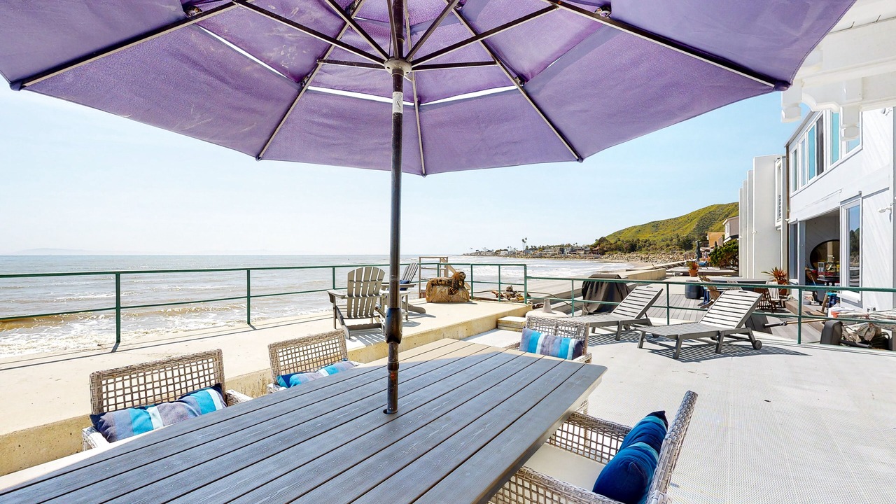 Photo of Outdoor in Faria Beach
