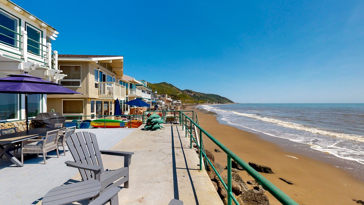 Photo of Outdoor in Faria Beach