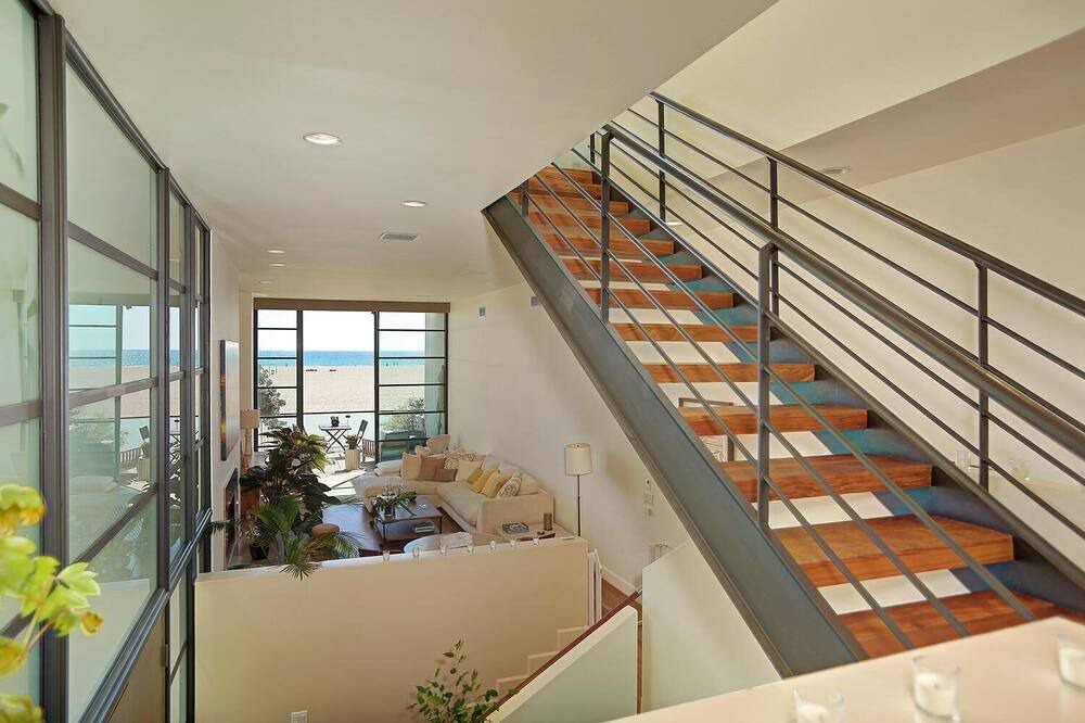 Photo of Livingroom in Ocean Park