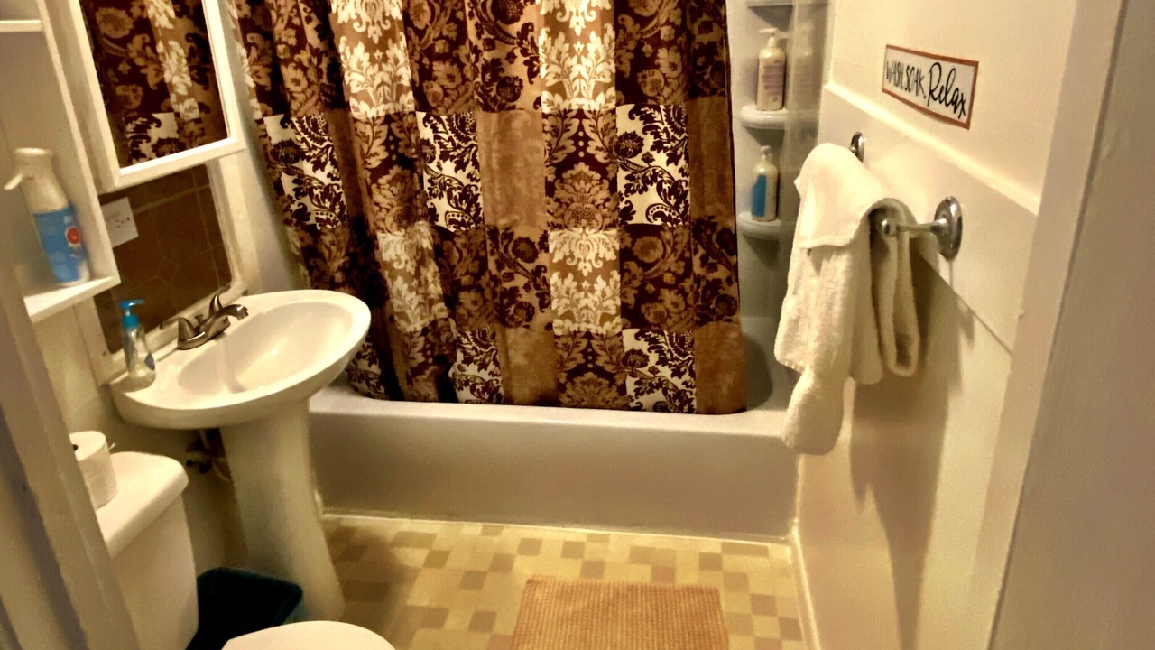 Photo of Bathroom in Pascagoula