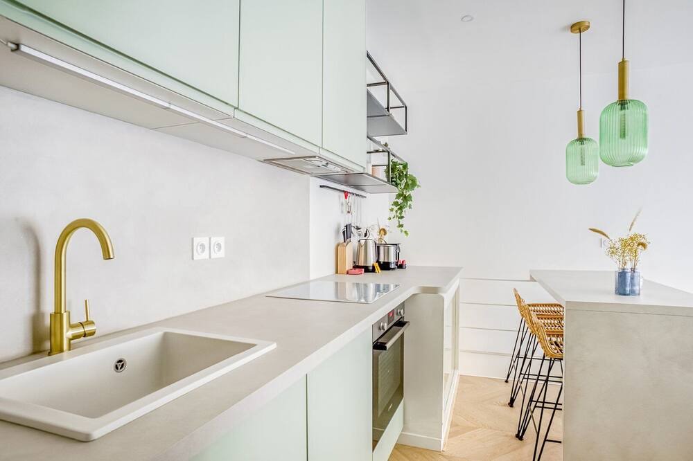 Photo of Kitchen in Quartier de la Plaine-de-Monceaux
