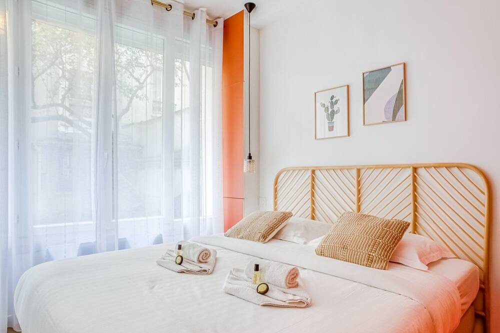 Photo of Bedroom in Quartier de la Plaine-de-Monceaux