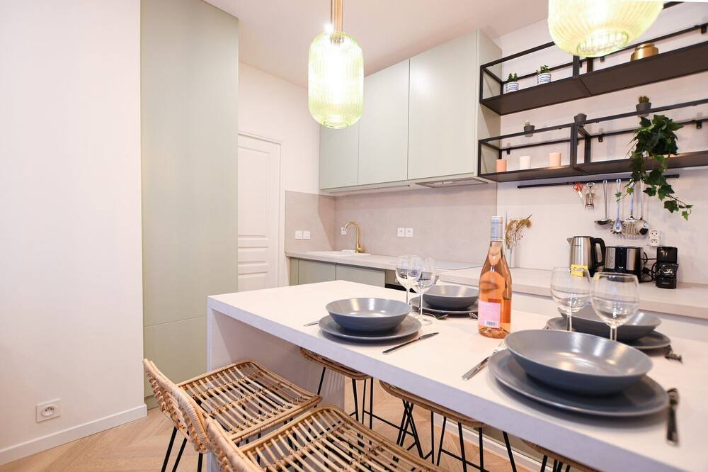 Photo of Kitchen in Quartier de la Plaine-de-Monceaux