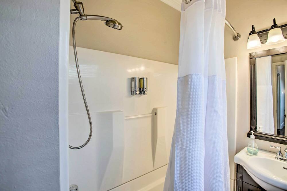 Photo of Bathroom in Faubourg Livaudais