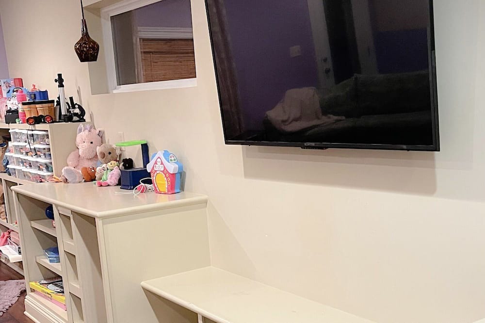 Photo of Bedroom in Pascagoula