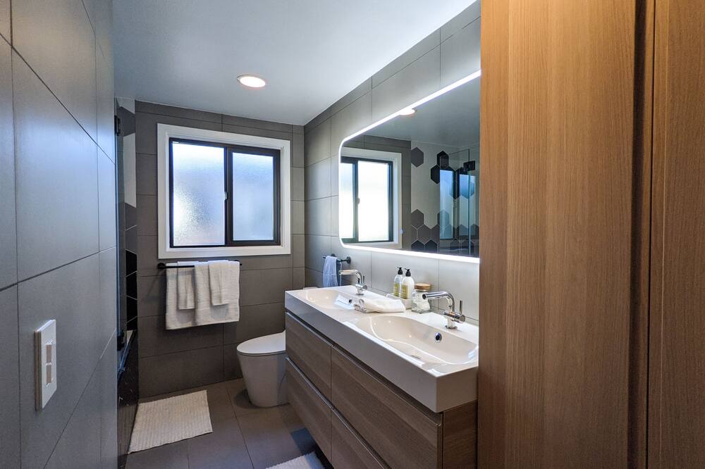 Photo of Bathroom in Torrance