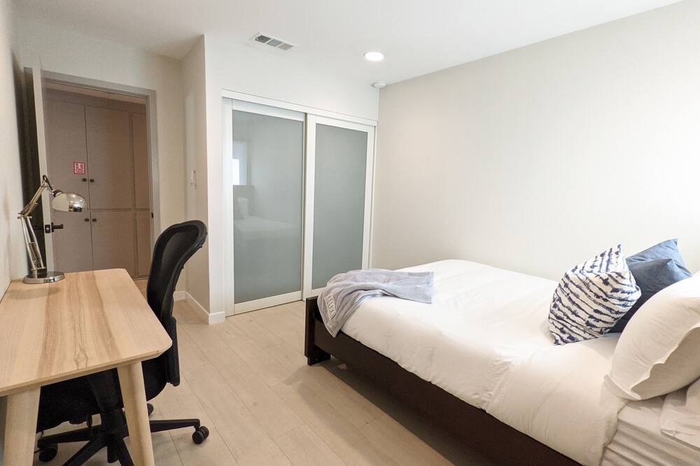 Photo of Bedroom in Torrance