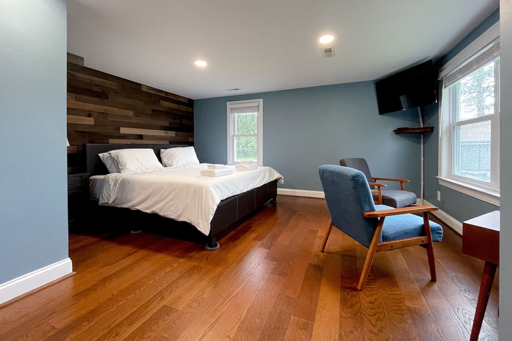 Photo of Bedroom in Piney Point