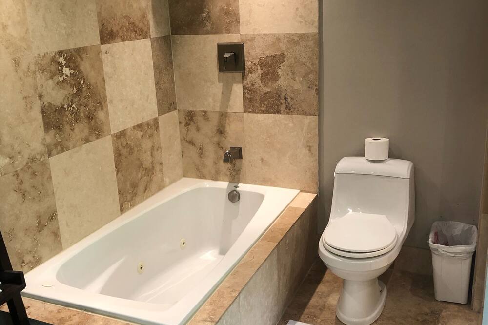 Photo of Bathroom in Minnetonka