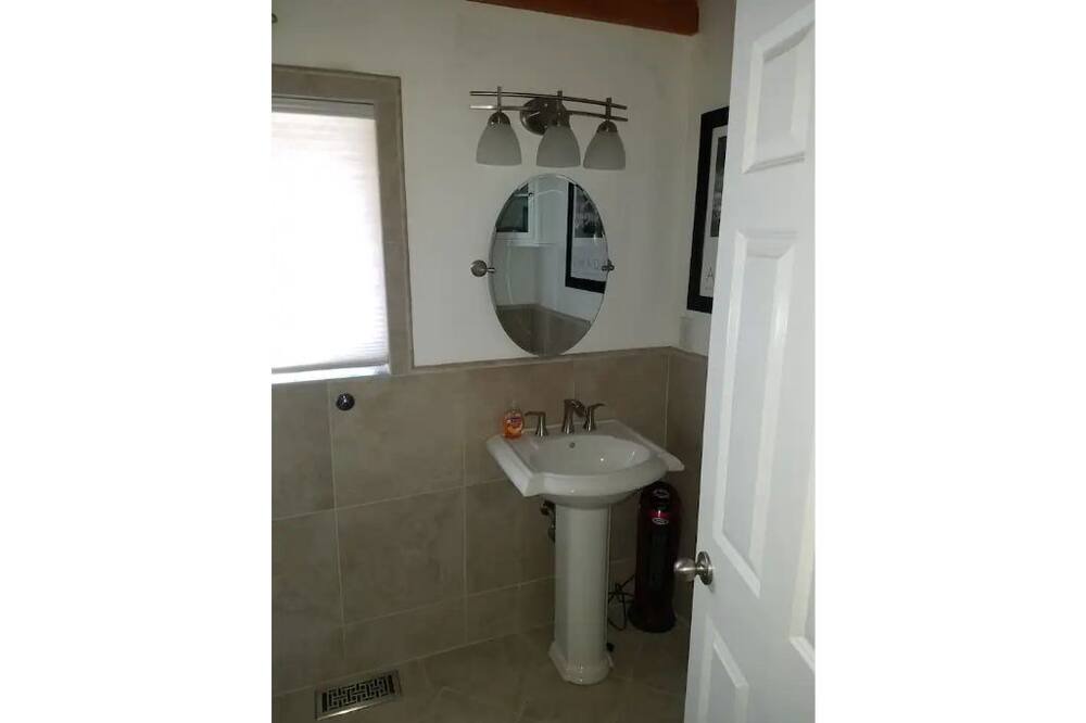 Photo of Bathroom in Pine Mountain Club