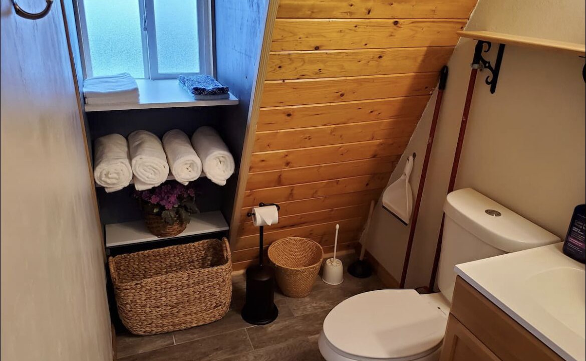 Photo of Bathroom in Frazier Park