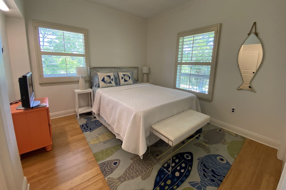 Photo of Bedroom in Shoreline Park