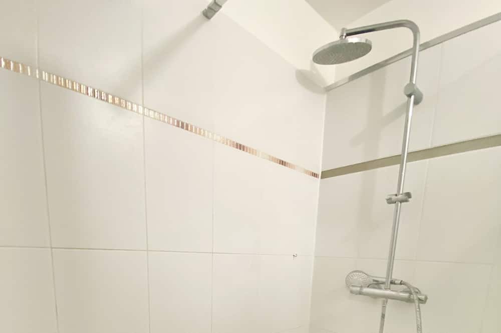 Photo of Bathroom in Saint-Witz