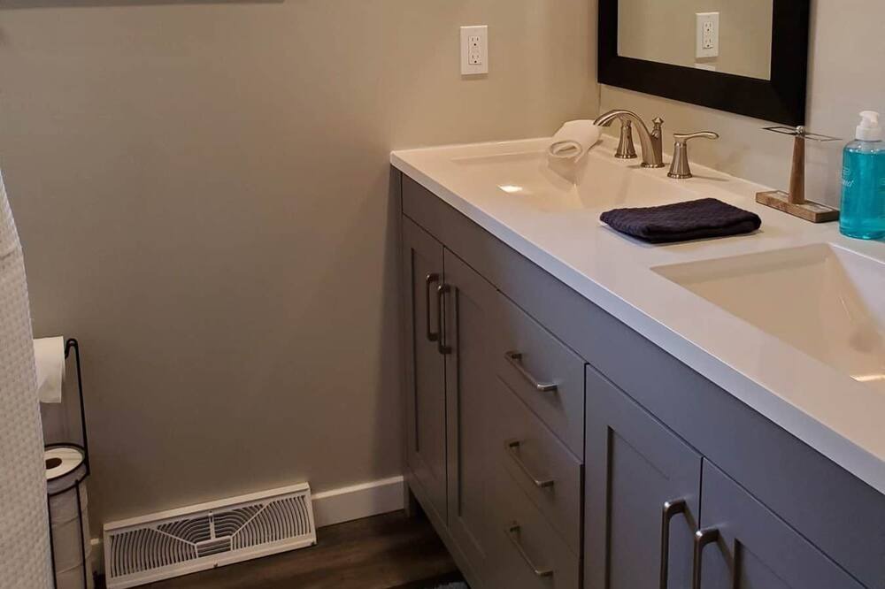 Photo of Bathroom in Markville