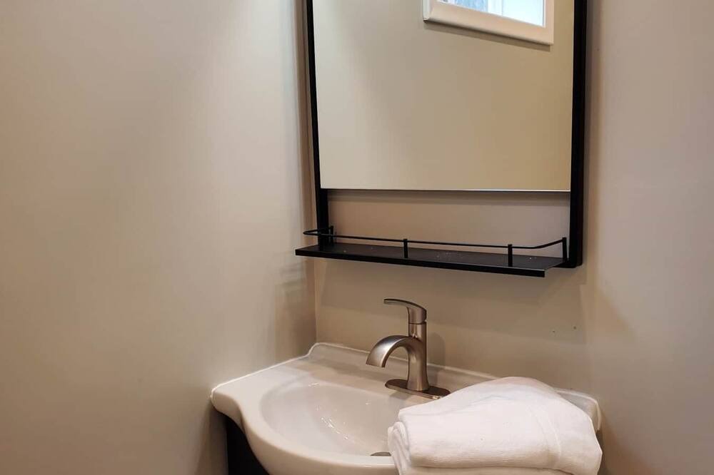 Photo of Bathroom in Markville