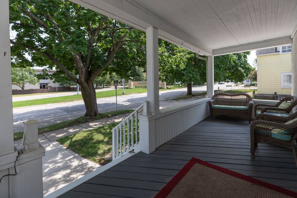 Photo of Patio Balcony in Kutzky Park
