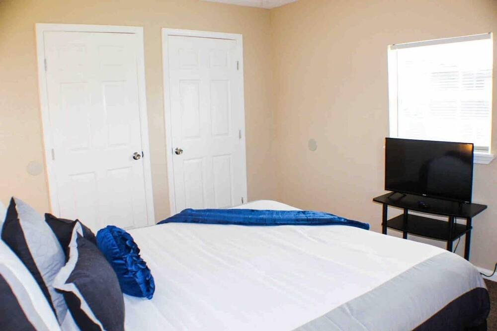 Photo of Bedroom in Gulfport