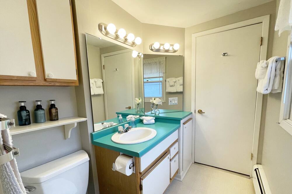 Photo of Bathroom in Canal Park