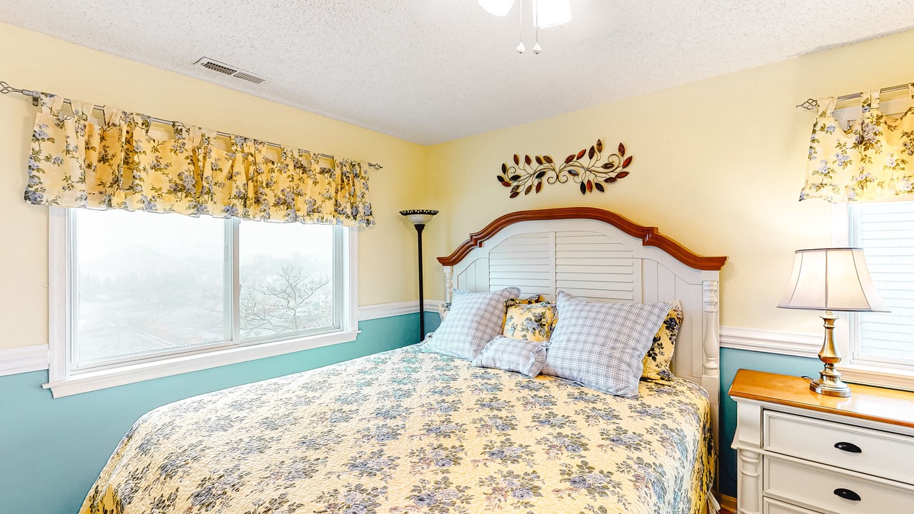 Photo of Bedroom in North Ocean City