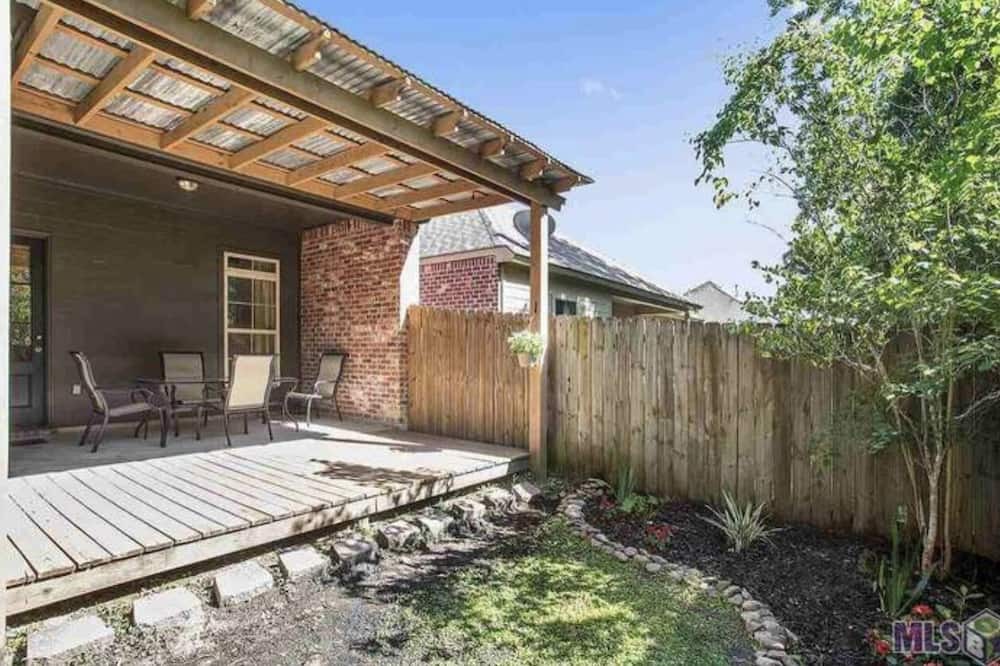 Photo of Patio Balcony in Shenandoah