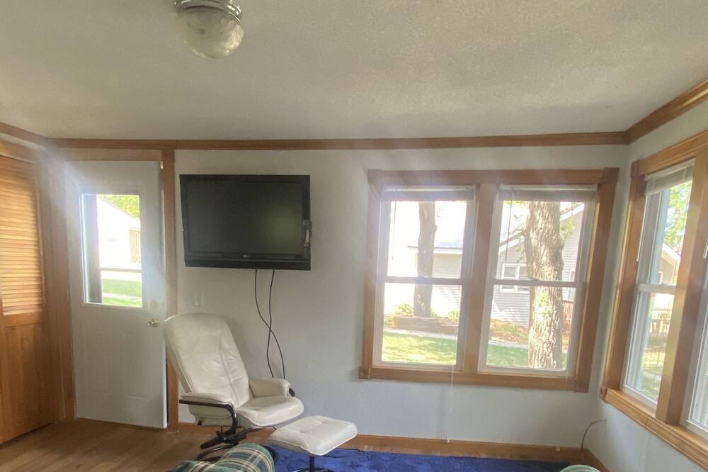 Photo of Bedroom in Alexandria